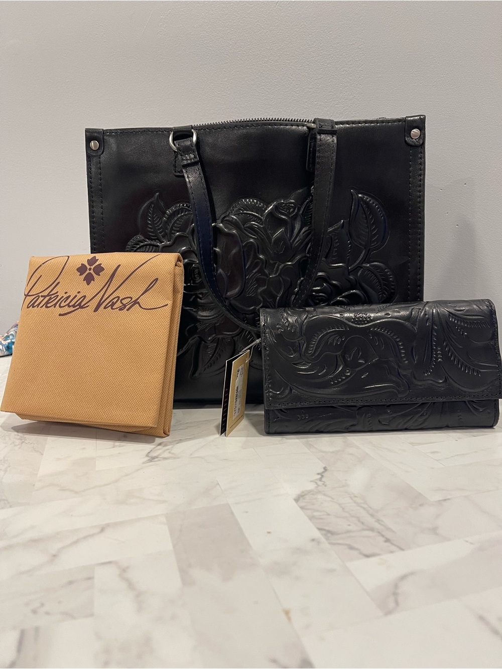 Patricia Nash Black Embossed Leather Tote with Coordinating Wallet - Picture 7 of 9